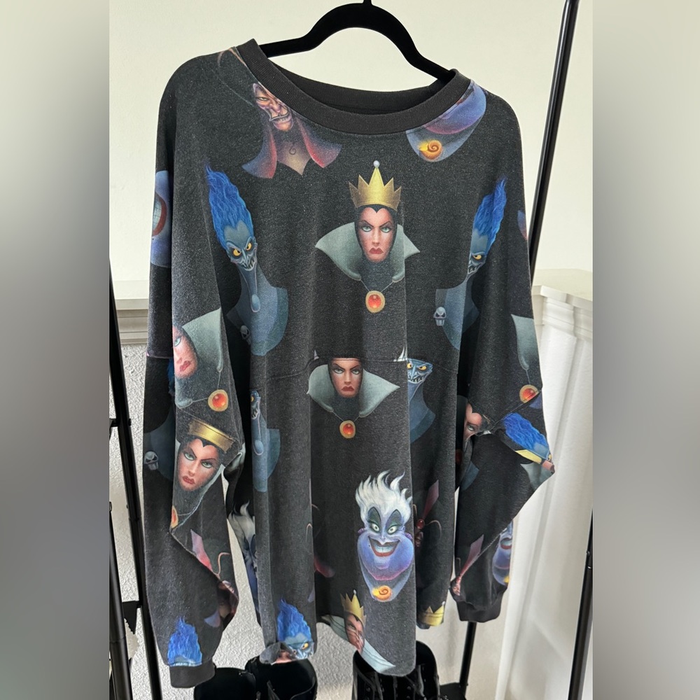 Disney Villains Spirit Jersey size 2XL.